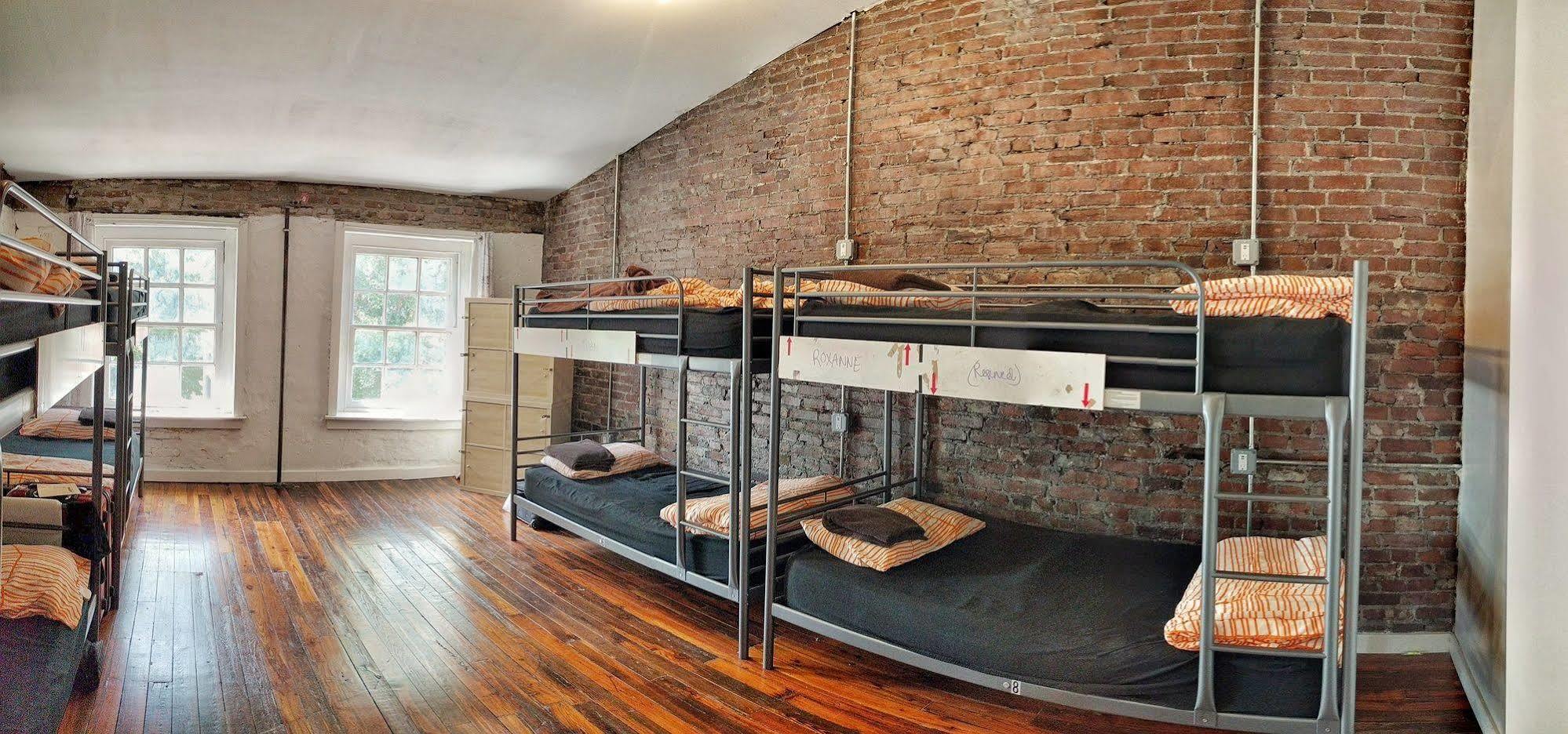 City House Hostel Philadelphia Exterior photo